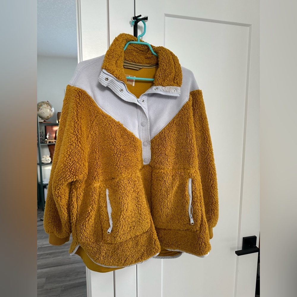 Free people pullover